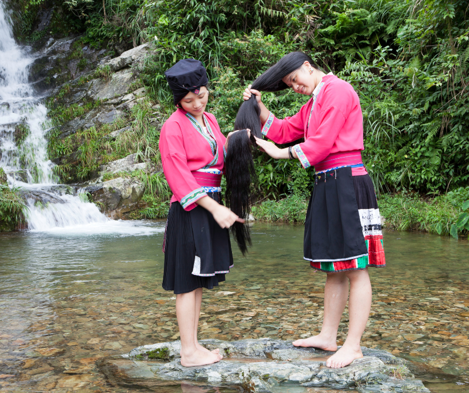 femmes yao asie cheveux longs