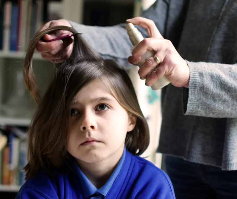 poux remède de grand-mère enfant cheveux