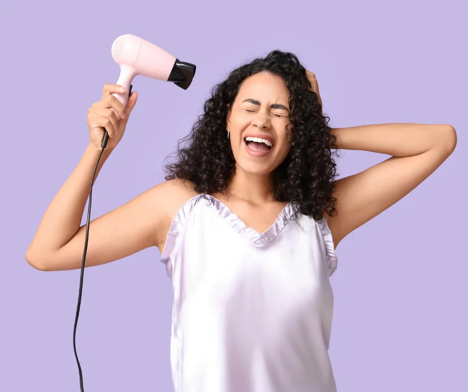sèche cheveux froid pour cheveux gras bouclés